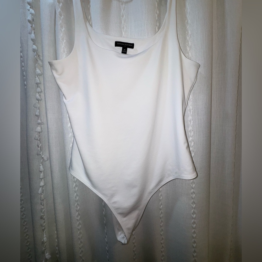 Banana Republic White Scoop Neck Tank/thong Bodysuit Stretchy Minimalist Top M